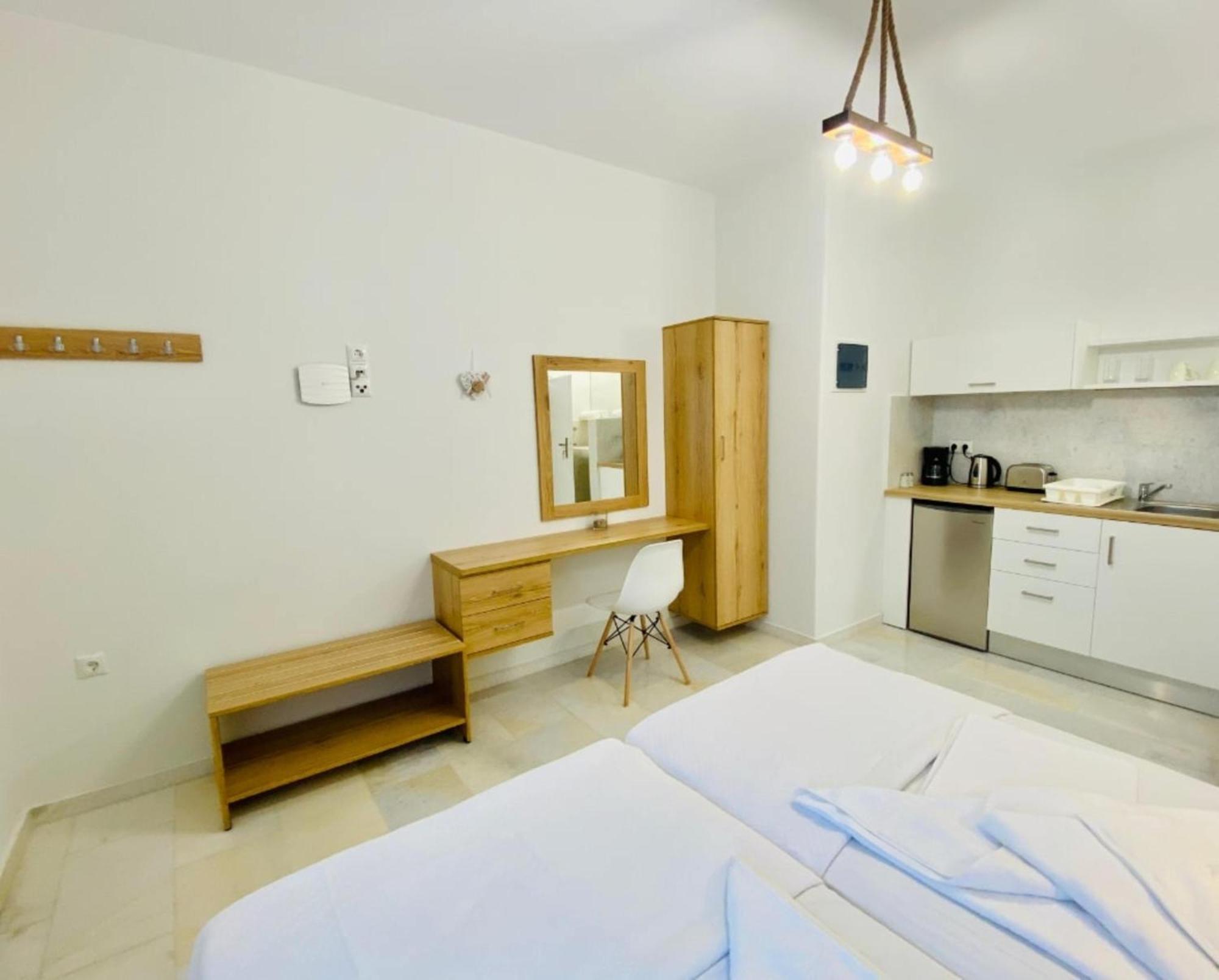 Heart Of Paros Apartments Eksteriør bilde