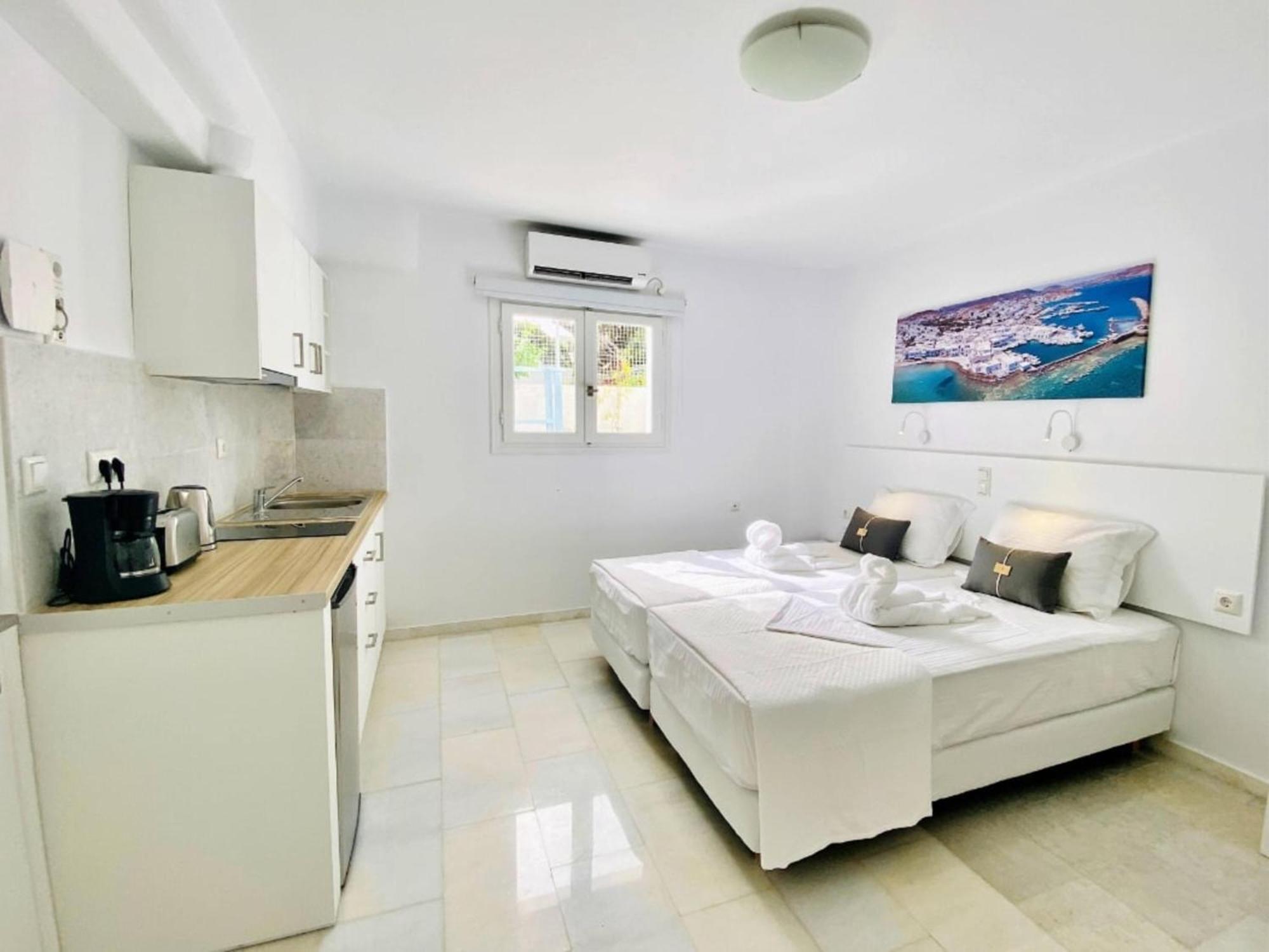 Heart Of Paros Apartments Eksteriør bilde